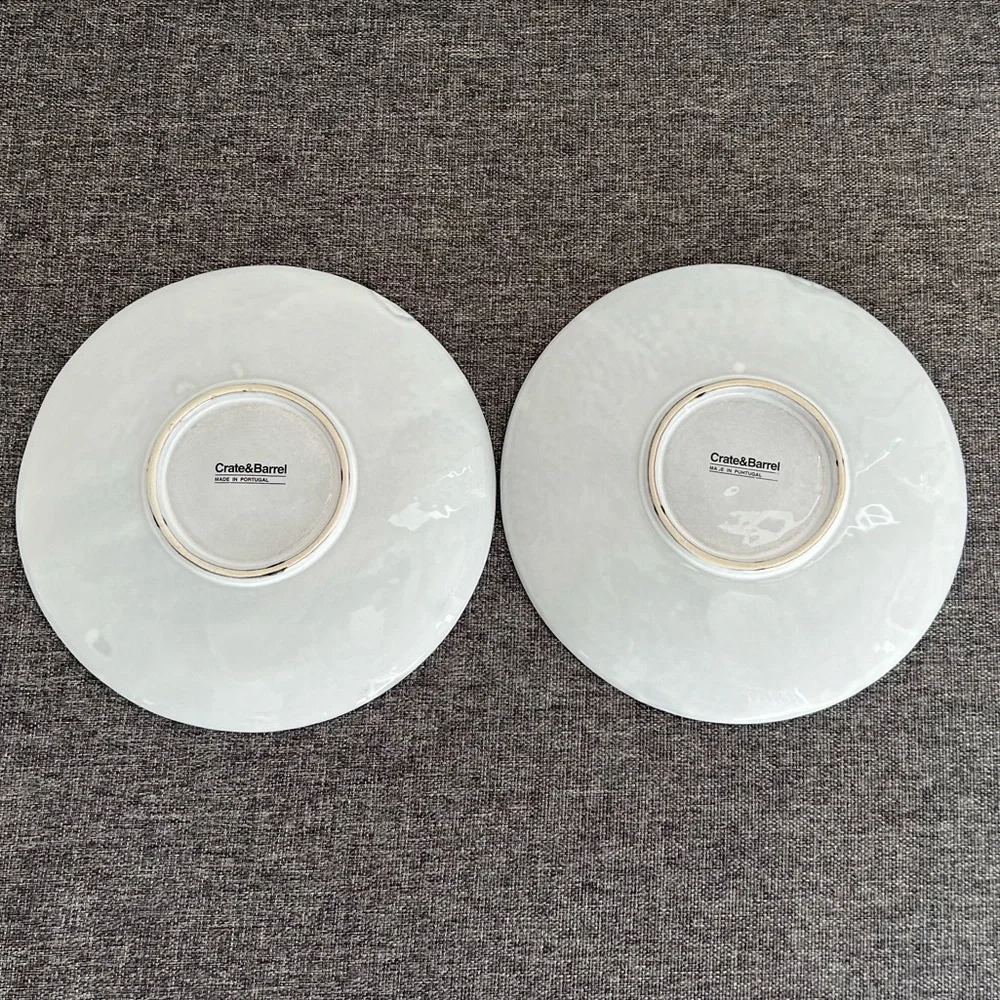 Crate & Barrel Light Grey White Snowflake Pattern Salad Plates Set of 2 RARE